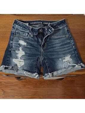 American Eagle Medium Wash Distressed Denim Cutoff Shorts Sz 0